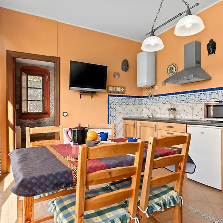 Escuela De Fuentes Appartement Fuentes (Villaviciosa, Asturias)