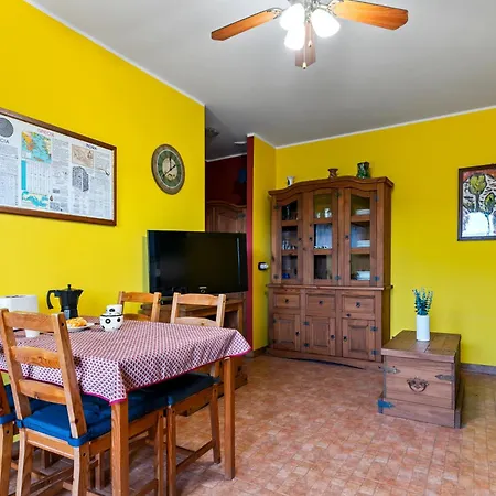 Apartment Escuela De Fuentes Fuentes (Castilla-La Mancha)